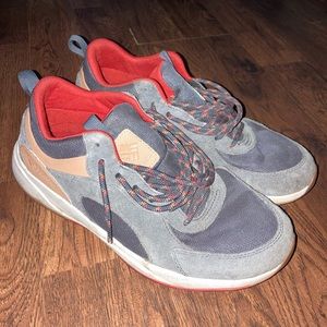 Columbia Waterproof Hiking shoes Men’s 10.5